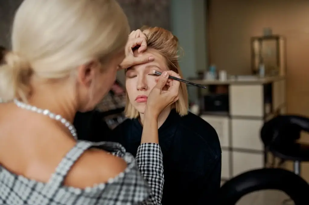 NeoStrata果酸深層保養乳液：解鎖煥膚美肌新境界